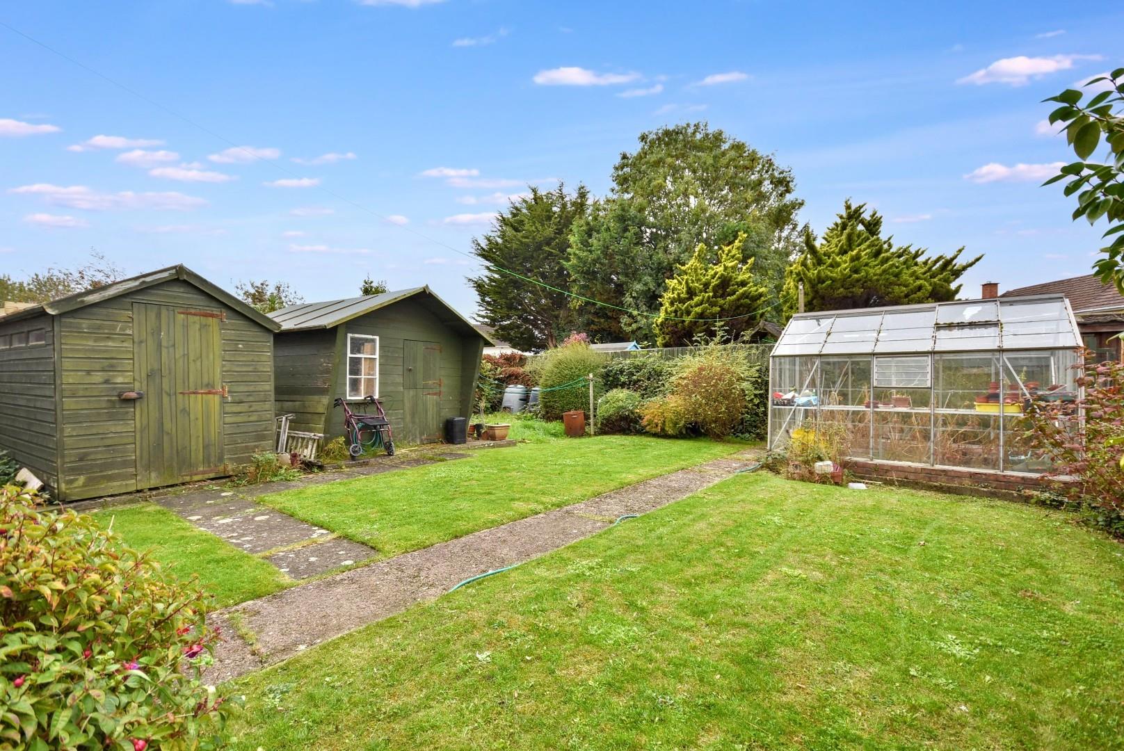 32 Laburnum Way, Penarth, CF64 3NF